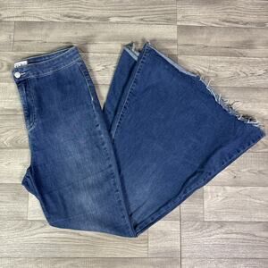 We The Free - Free People High Rise Bell Bottom Wide Leg Jeans Medium Wash sz 29